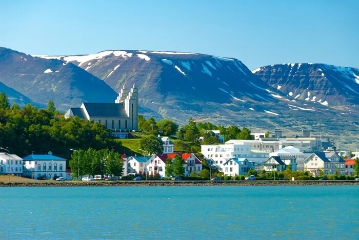 Akureyri City & Botanic Garden Walking Tour
